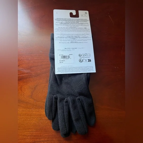 NWT Alo Yoga Performance Fleece Gloves  Size Medium - Picture 3 of 3